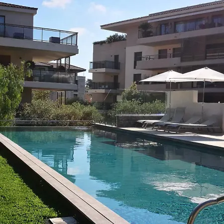 Apartment Exclusive With Parking