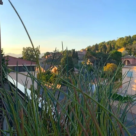 Exclusive With Parking Saint-Tropez